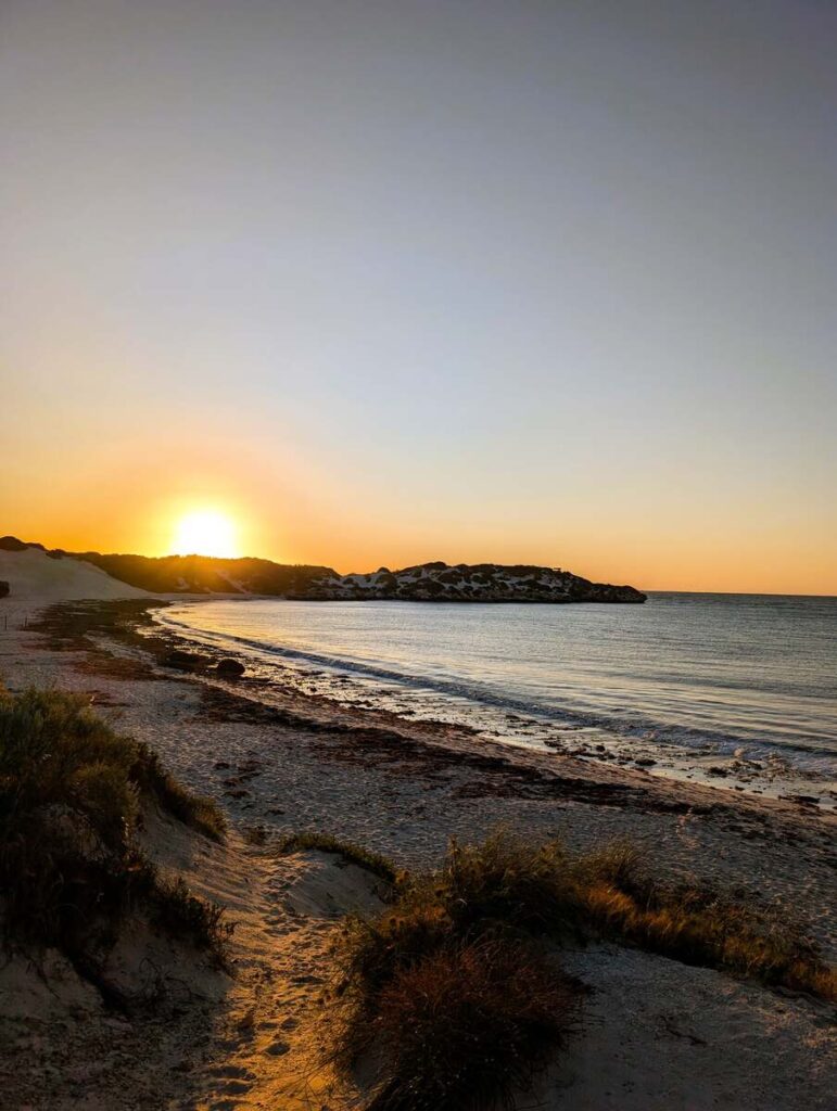 Sandy Cape Stellplatz Sonnenuntergang