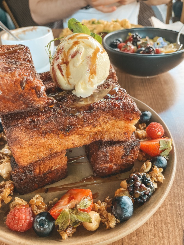 Frensh Toast - Garden Porto Cafe